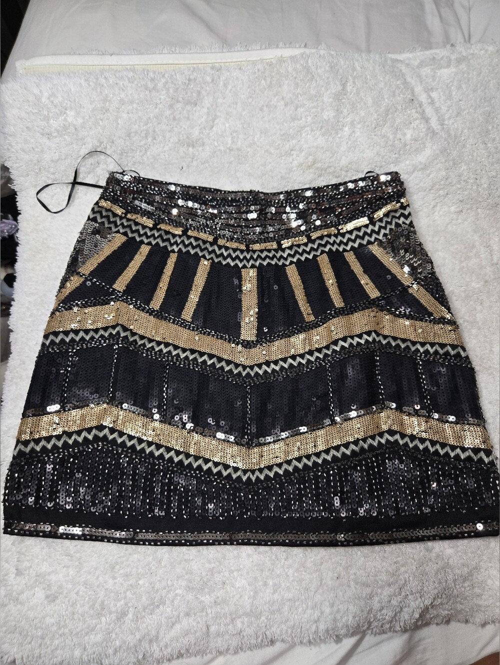 Verty Women's Mini Sequins/beading Detail Skirt Sz Medium